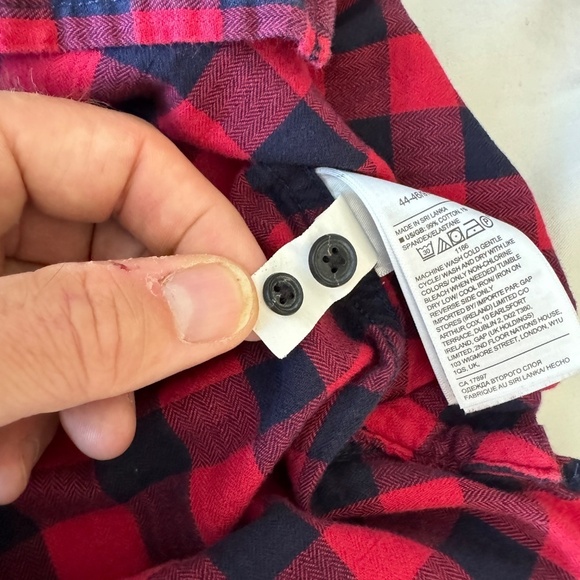 Banana Republic Men's Red/Black Check Untucked Slim Fit Button Up‎ Shirt Medium - Picture 8 of 13